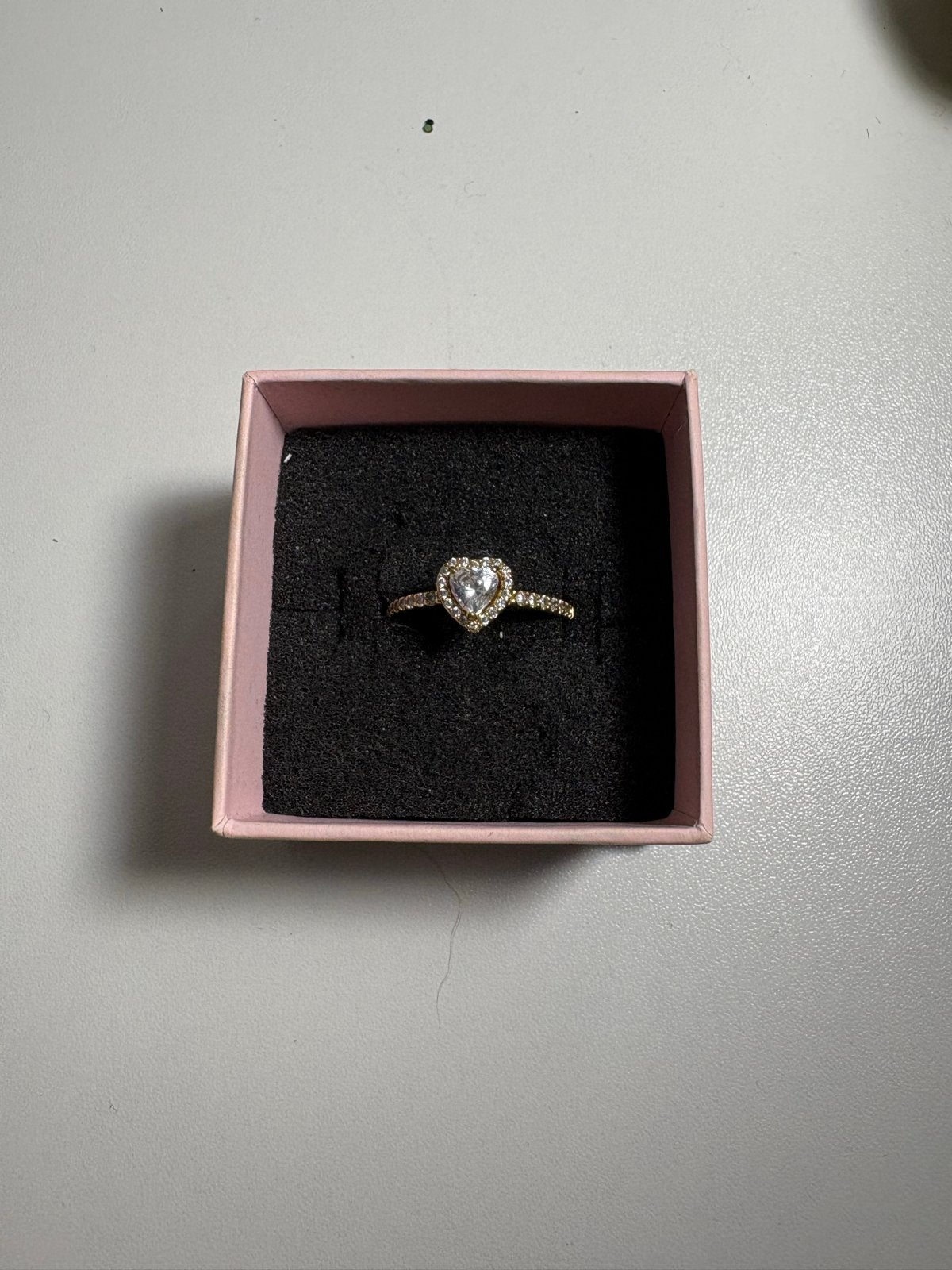 Pandora ring maat 54 met hartvormige steen, Met kristal, Ophalen of Verzenden, Zo goed als nieuw, 17 tot 18