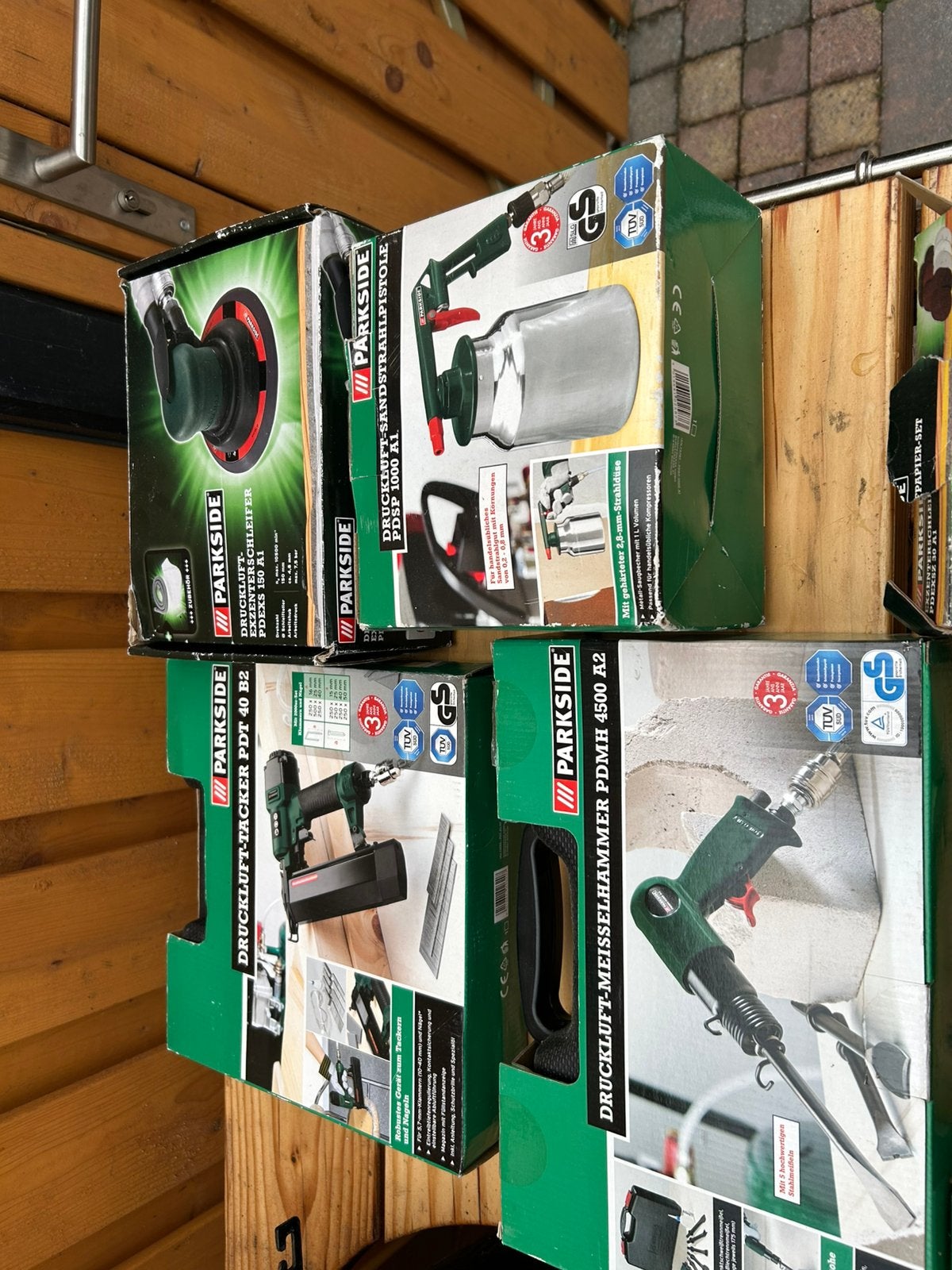 Persluchtgereedschappen, Doe-het-zelf en Verbouw, Compressors, Minder dan 25 liter, Ophalen, Zo goed als nieuw, Minder dan 200 liter/min