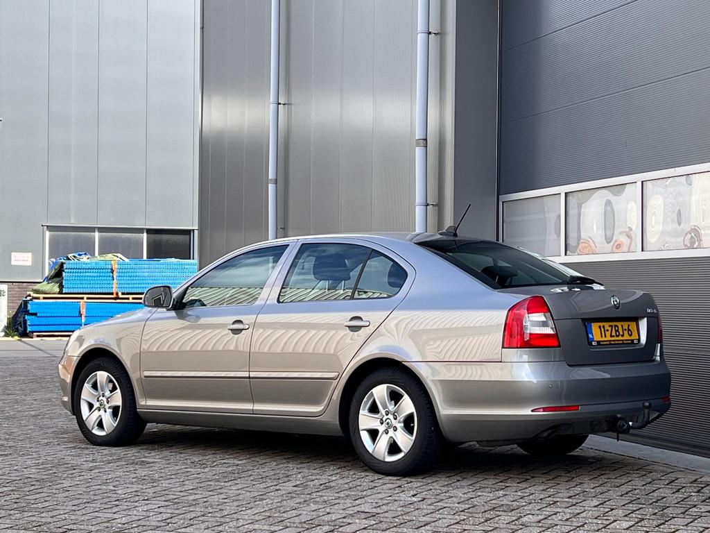 Skoda Octavia 1.2 TSI Ambition Business Line bj.2012 Navi|Cl, Auto's, Skoda, Voorwielaandrijving, Euro 5, Stof, Gebruikt
