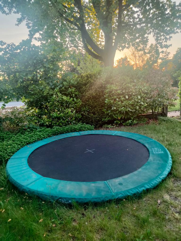 Elfje trampoline 350cm met afdekzeil, Ophalen, Gebruikt