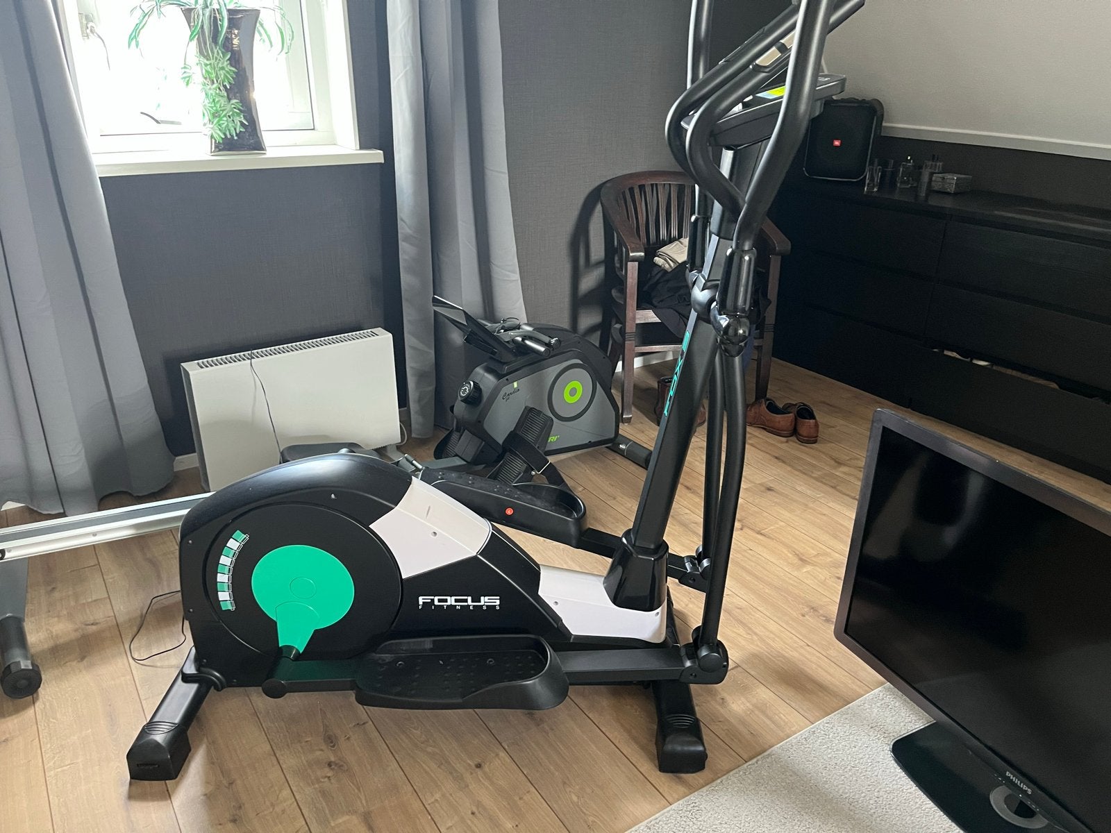 Focus Fitness Fox 3 Crosstrainer - Zo goed als nieuw, Ophalen, Armen, Zo goed als nieuw, Crosstrainer