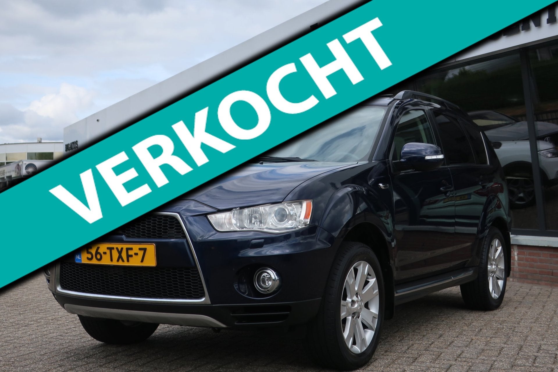 Mitsubishi Outlander 2.0 Edition Two 1e EIG_XENON_OPENDAK_LE, Auto's, Beige, 4 cilinders, Blauw, Bedrijf