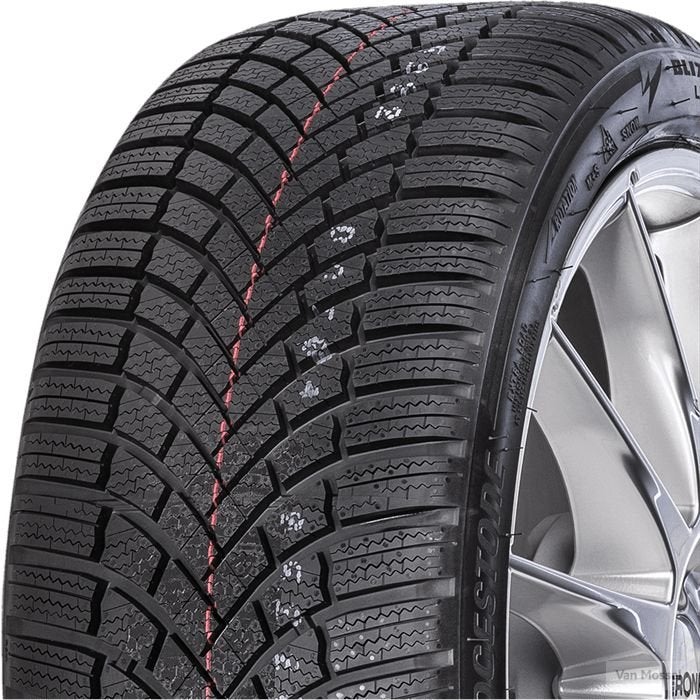 Bridgestone Blizzak LM005 205/45/R17 88V XL