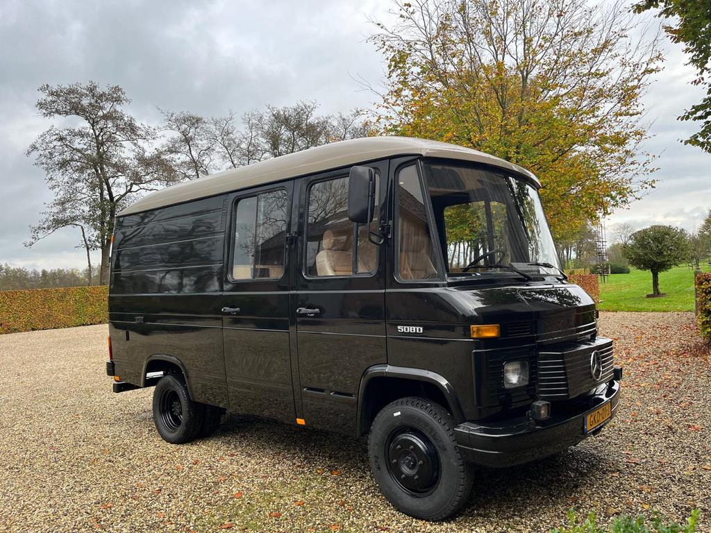 Mercedes Benz 508D bus camper, Auto's, Mercedes-Benz, Overige modellen, Diesel, Particulier, Te koop