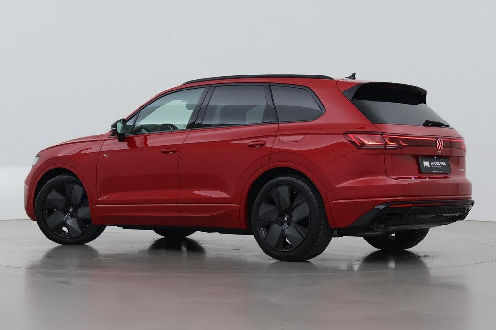 Volkswagen Touareg 3.0 TSi eHybrid 4MOTION R | FINAL EDITION, Auto's, Volkswagen, Automaat, 14 kWh, Gebruikt, Euro 6