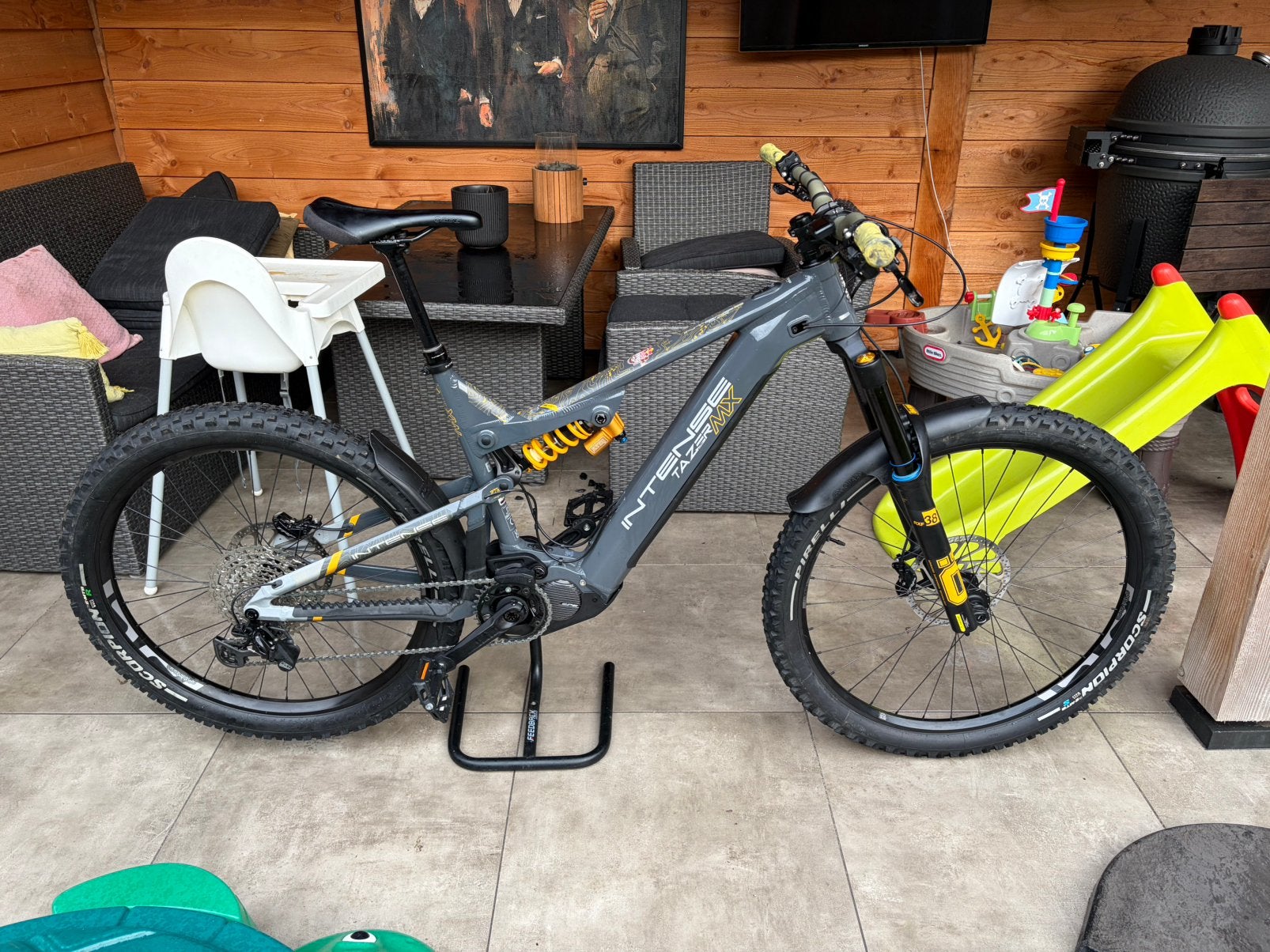 Zeer nette Intense Tazer MX E-MTB maat L/XL, Fietsen en Brommers, Fietsen | Mountainbikes en ATB, Info@intense.com, Fully, USA