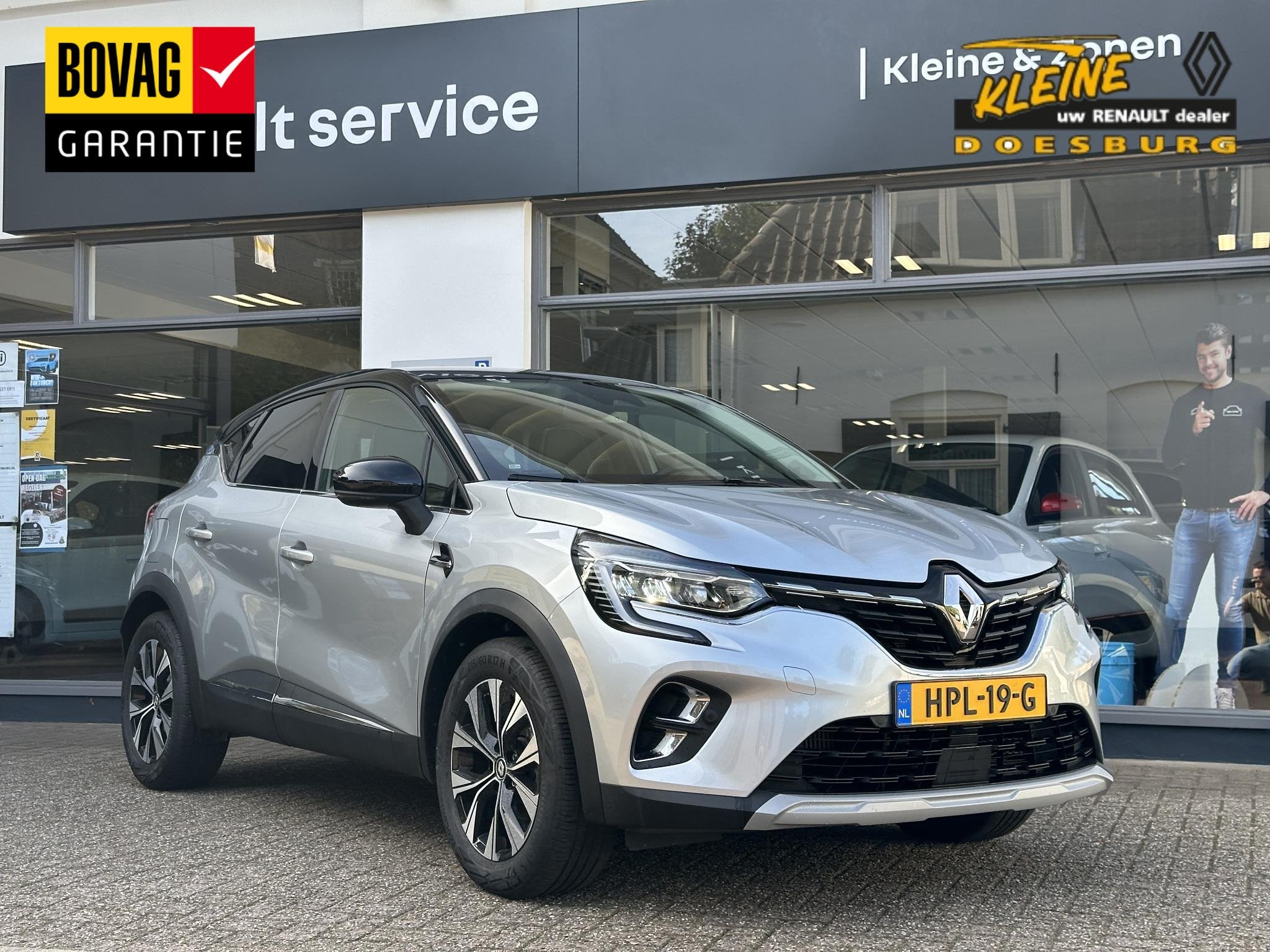 Renault Captur 1.3 TCe 140 EDC Techno | Lage tellerstand | C, Auto's, Gebruikt, 4 cilinders, Leder en Stof, 1330 cc