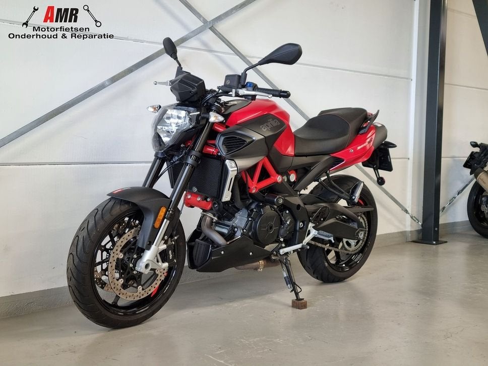 APRILIA SHIVER 900 (bj 2021), Motoren, 2 cilinders, Motorrijbewijs A, Bedrijf, Meer dan 35 kW