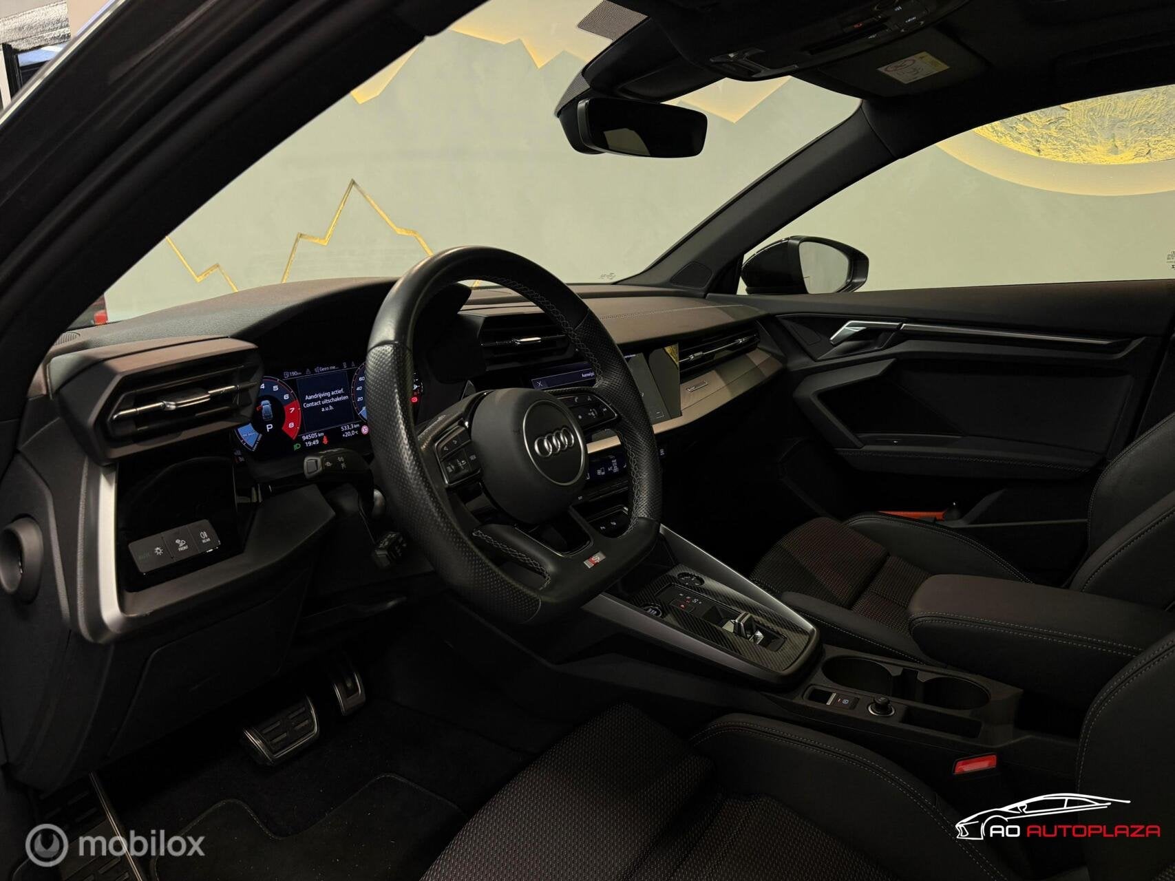 Audi A3 Sportback 30 TFSI 2x S-line Panorama/ACC/Carplay, Euro 6, Origineel Nederlands, Bedrijf, 19 km/l