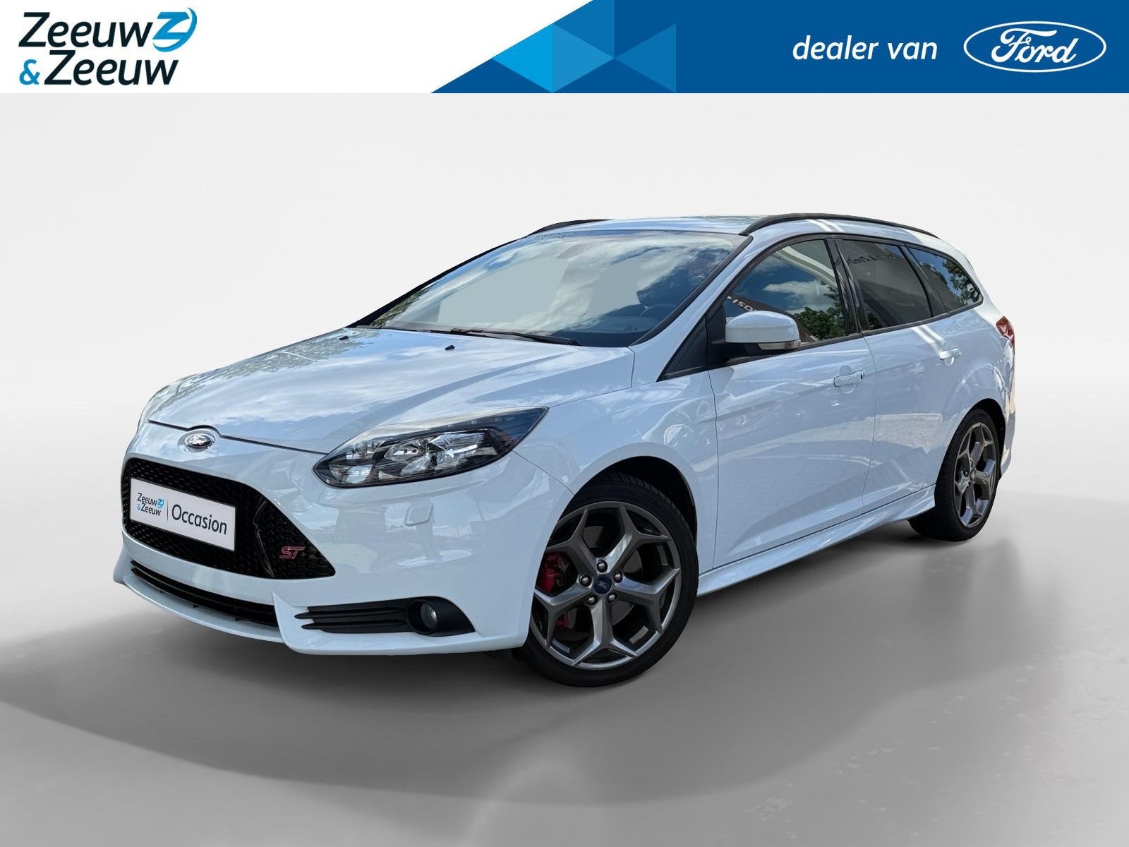 Ford Focus Wagon 2.0 EcoBoost ST-3 | Recaro-Stoelen | Parkee, Auto's, Gebruikt, 4 cilinders, Wit, Handgeschakeld
