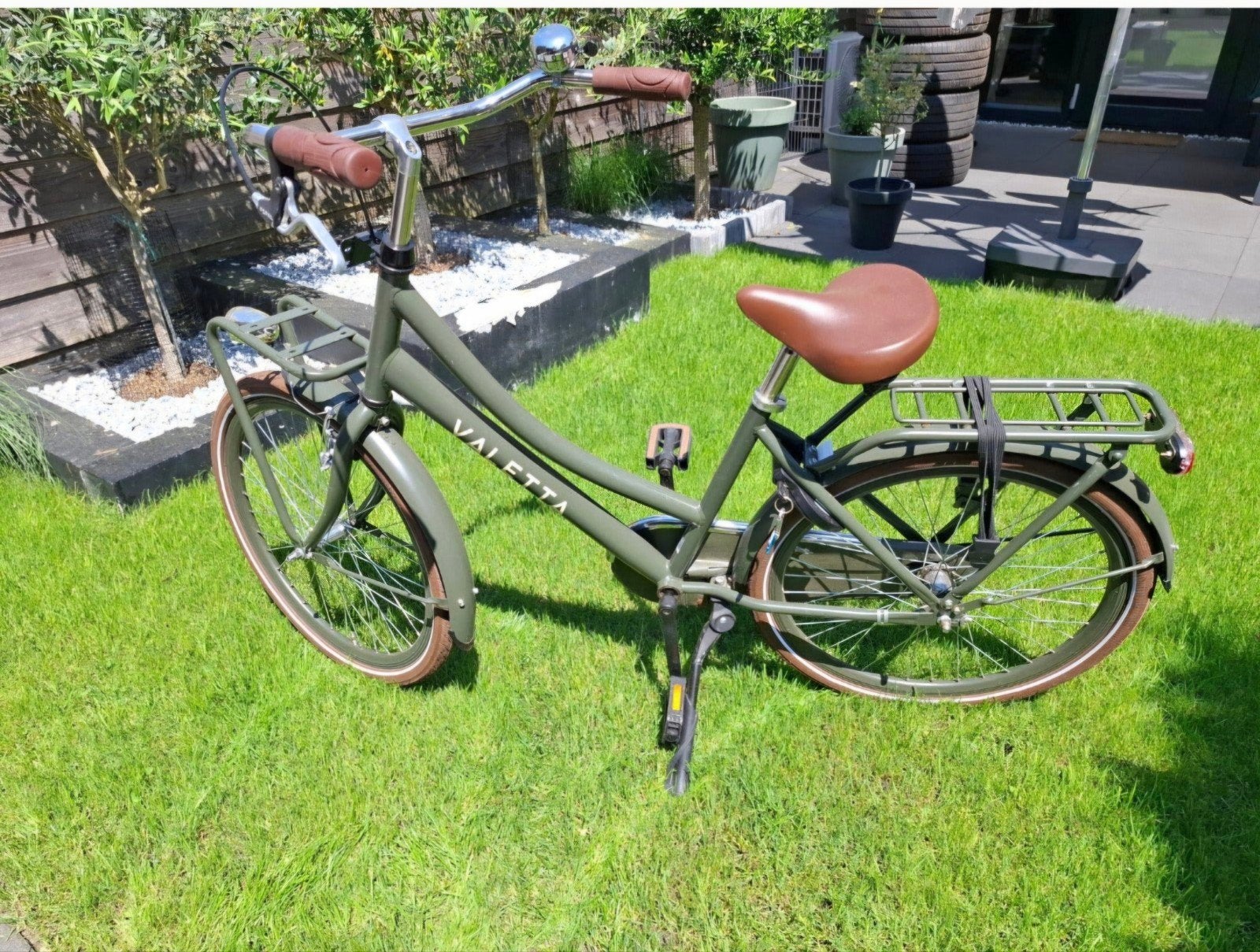 Mooie Valetta meisjesfiets 24 inch, 40 cm frame, Fietsen en Brommers, Fietsen | Meisjes, Ophalen, Terugtraprem, Valetta, Handrem