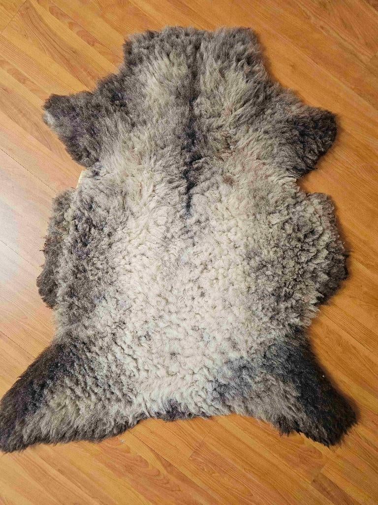 Schapenvacht 103/76 cm, Gebruikt, 100 tot 150 cm, Bruin, Etten-Leur