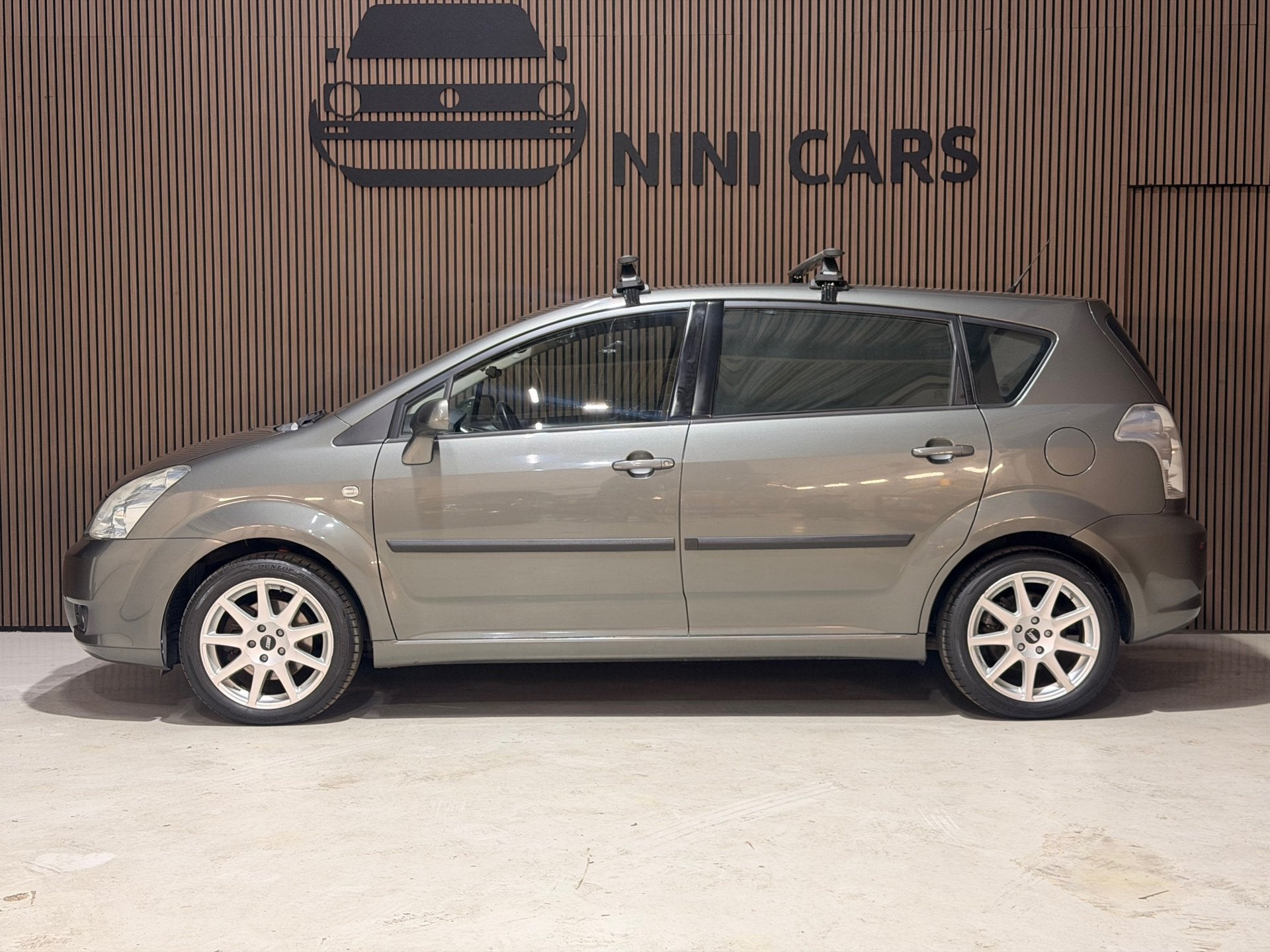 Toyota Verso 1.8 VVT-i Dynamic 7p Dealer onderhouden, Auto's, Gebruikt, 129 pk, 7 stoelen, Bedrijf