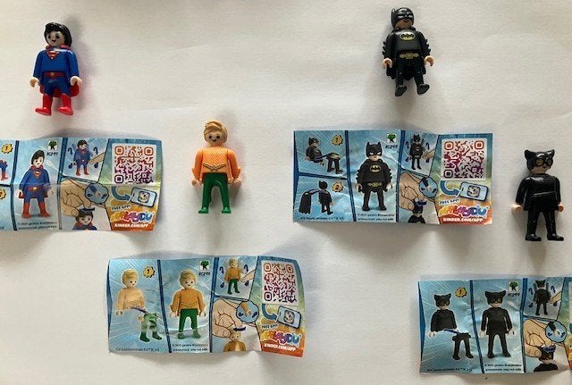 Kinder Surprise Playmobil  poppetjes prijs p. stuk, Verzamelen, Ophalen of Verzenden, Nieuw, Hardplasticfiguren