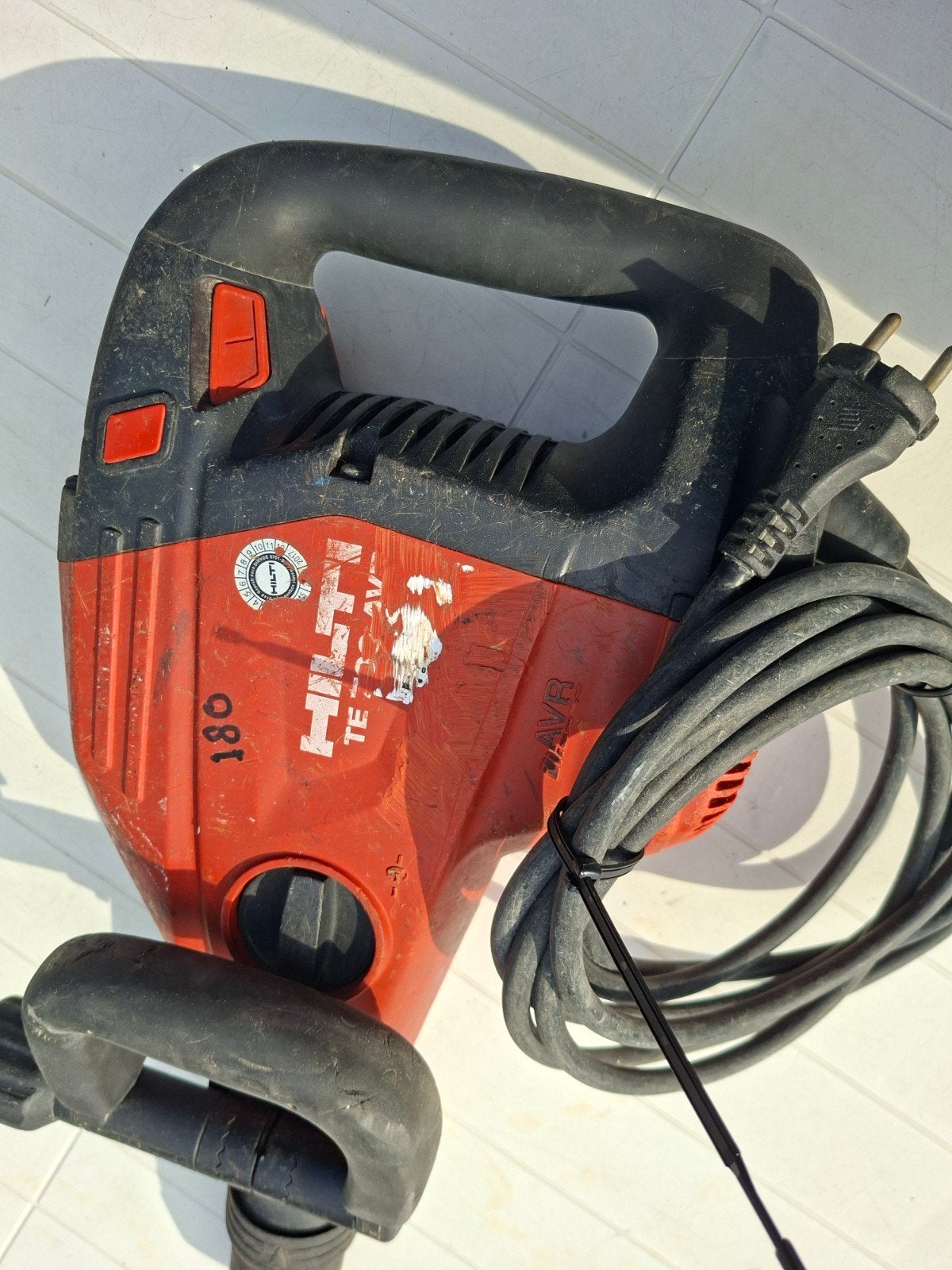 Hilti TE 700-AVR Breekhamer sds max. defect., Ophalen, 600 watt of meer, Boor- en/of Breekhamer
