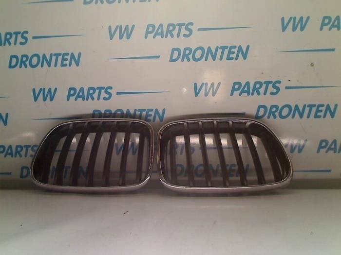 Grille van een BMW X3, Gebruikt, -, Verzenden, -