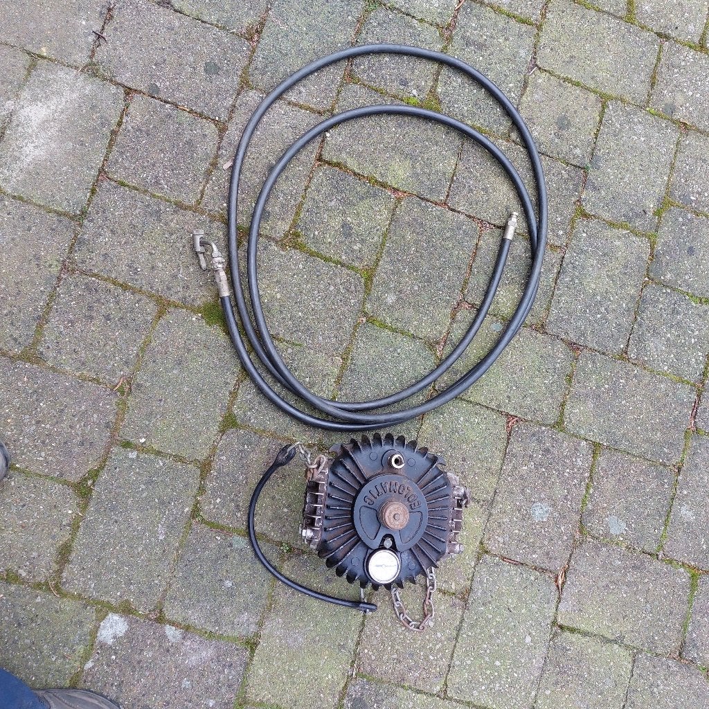 compressor, Ophalen, 6 tot 10 bar, Zo goed als nieuw, Minder dan 200 liter/min