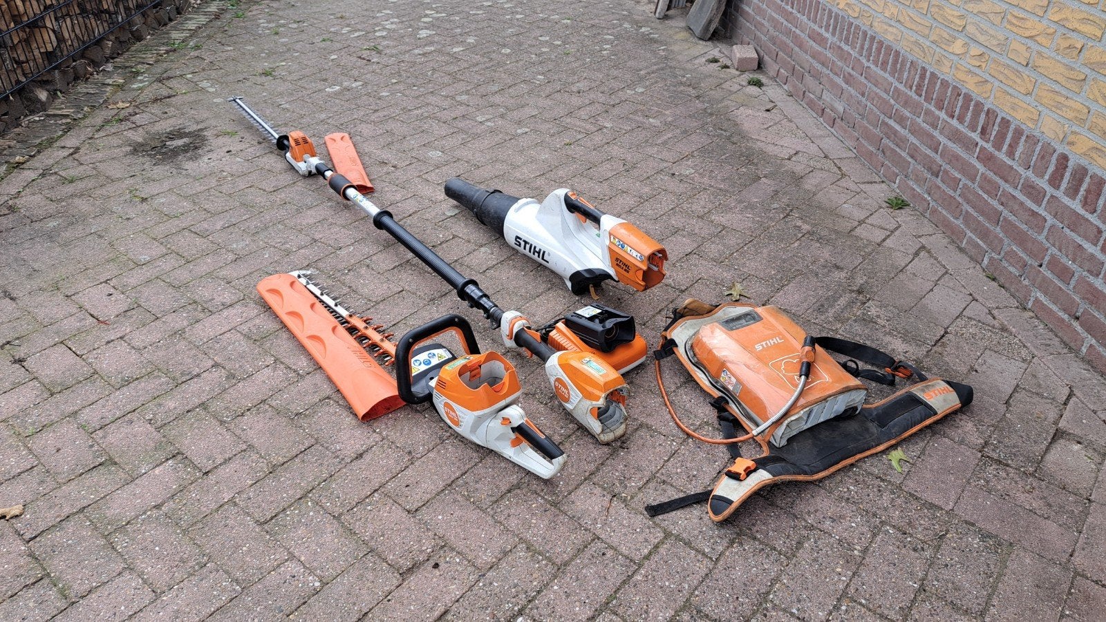 Stihl HSA 100 en HLA 86 en BGA 85 accuset met accu en lader, Ophalen, Stihl, Divers, ????