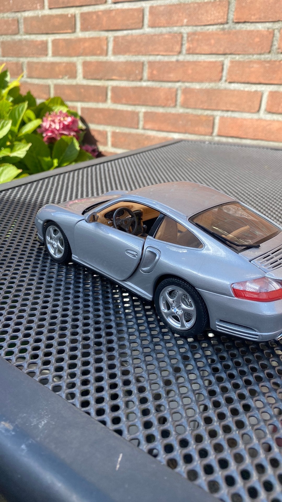 Mooi model Porsche 1/18, Ophalen of Verzenden, Zo goed als nieuw, Bburago
