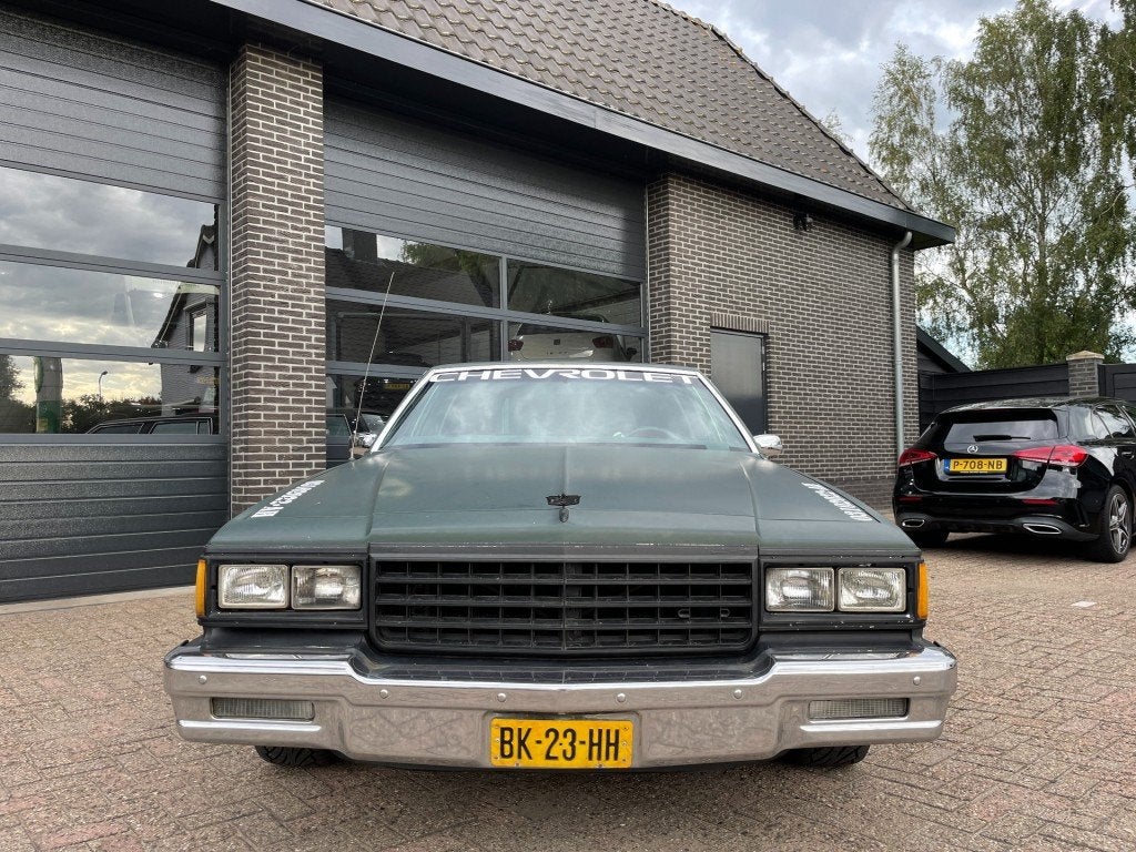 Chevrolet CAPRICE Caprice 5.0 Wagon, Automaat, 5000 cc, 7 stoelen, Origineel Nederlands