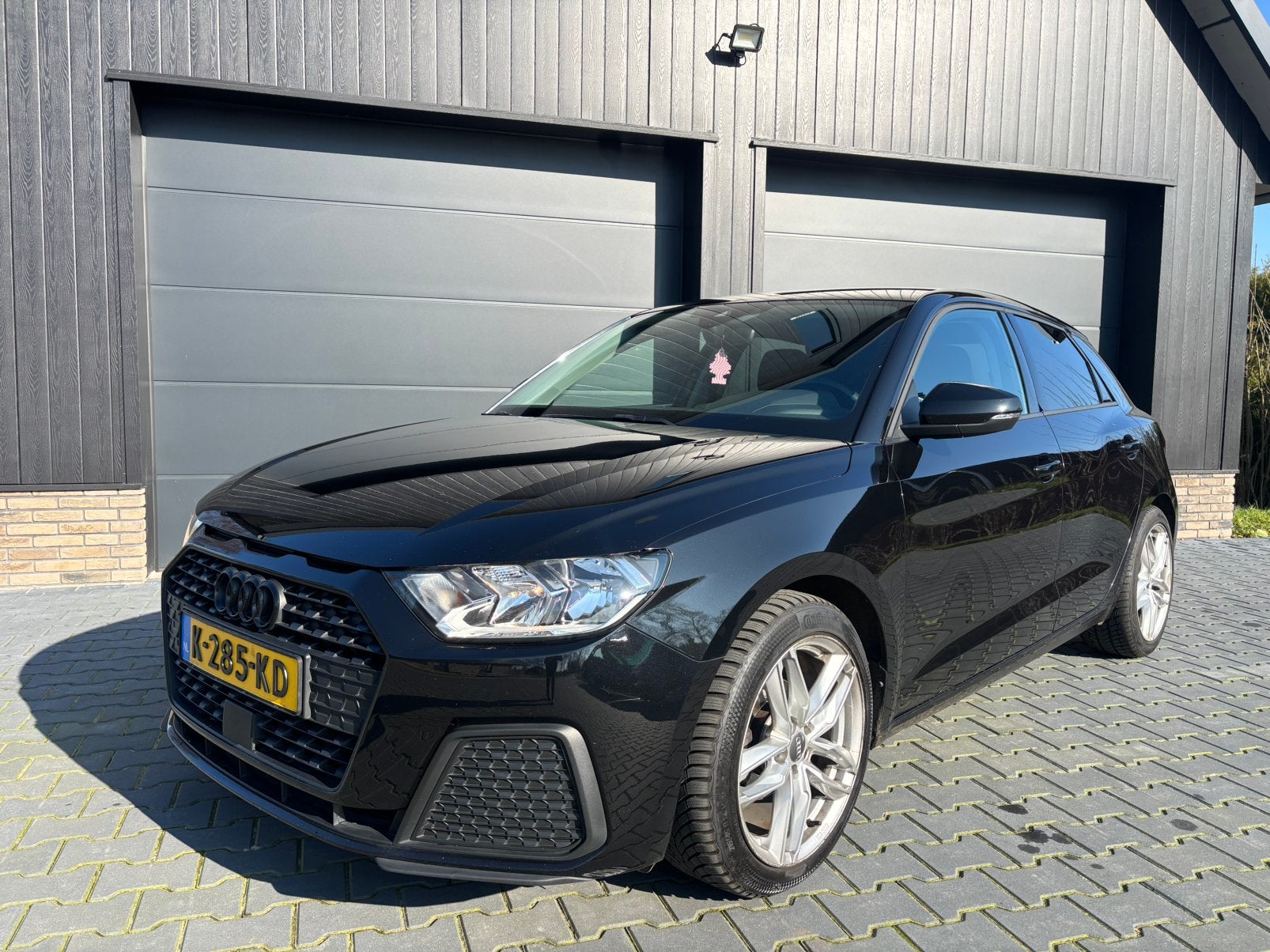 Audi A1 Tfsi 95pk 2021 Zwart, Auto's, Audi, Voorwielaandrijving, A1, 95 pk, Origineel Nederlands