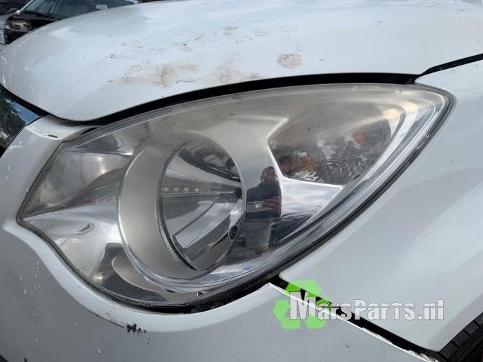 Koplamp links van een Opel Agila, Gebruikt, -, -, Opel
