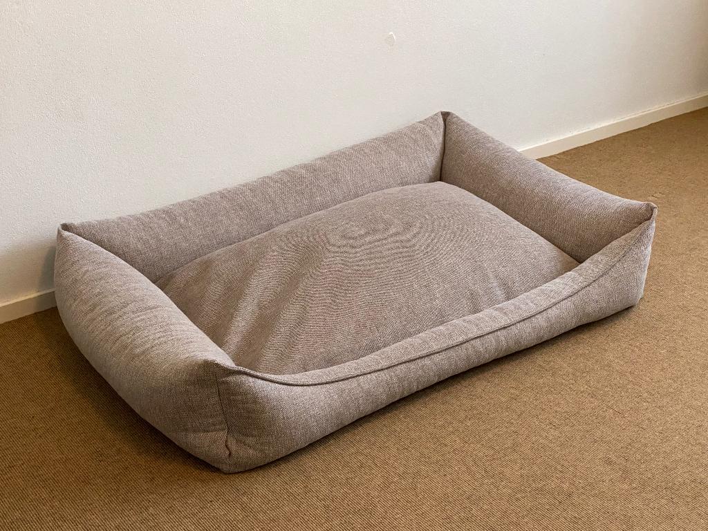 orthopedisch hondenbed, kleur licht taupe, merk Beeztees, Dieren en Toebehoren, Hondenmanden, Ophalen, Zo goed als nieuw, Polyester