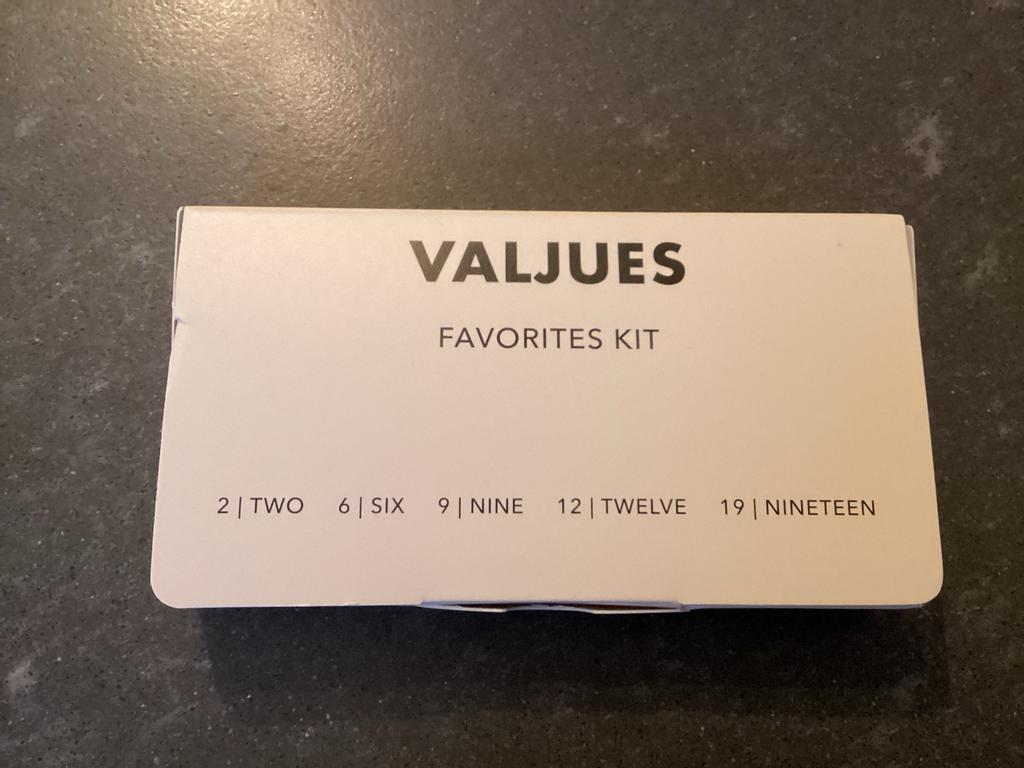Valjues Favorites Kit en nr 4, Ophalen of Verzenden, Zo goed als nieuw