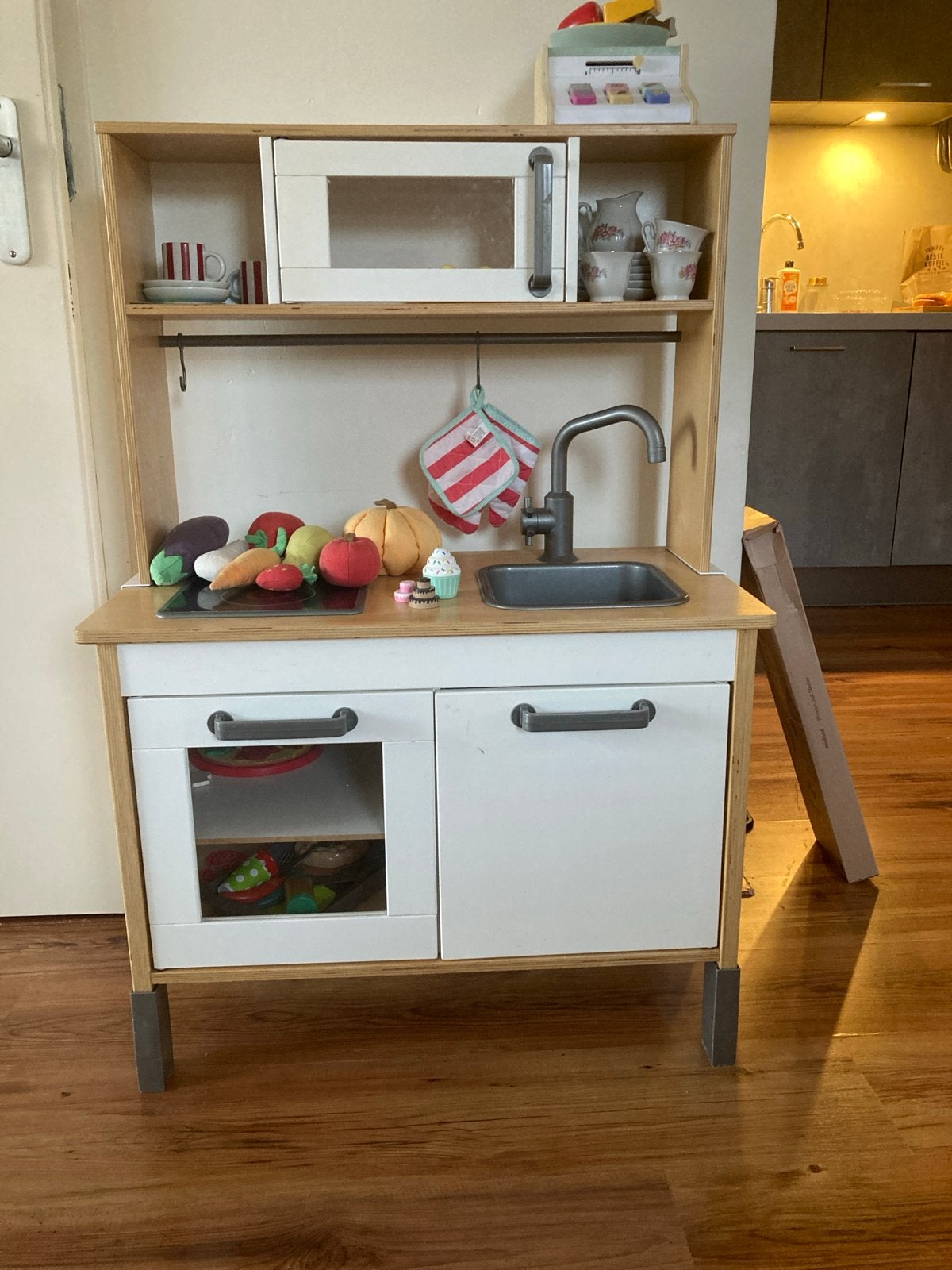 Houten speelkeuken met accessoires, Ophalen, Zo goed als nieuw, Hout, Speelkeuken