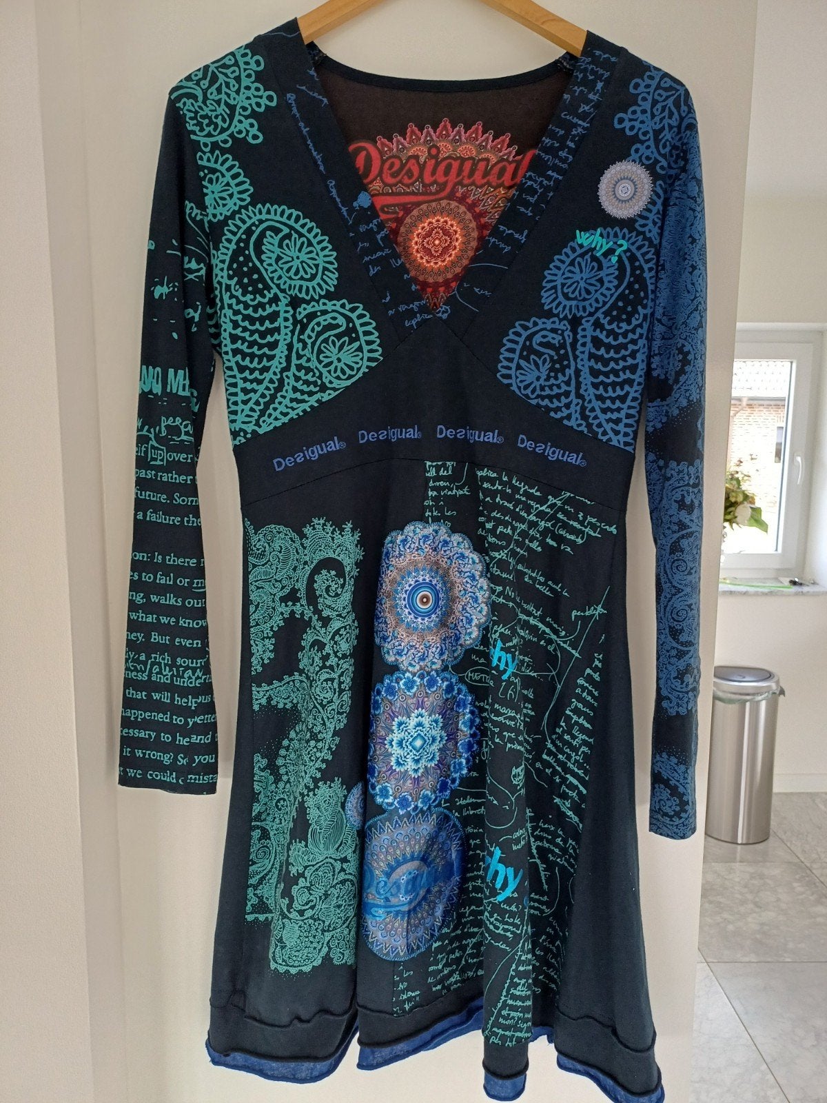 Desigual jurk maat L, Kleding | Dames, Jurken, Meerkleurig, Maat 42/44 (L), Nieuw, Ophalen of Verzenden
