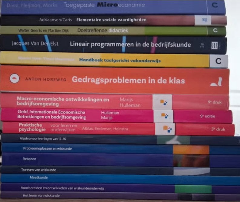 Macro-economische ontwikkelingen en bedrijfsomgeving, Boeken, Studieboeken en Cursussen, Ophalen of Verzenden, Gamma, Zo goed als nieuw