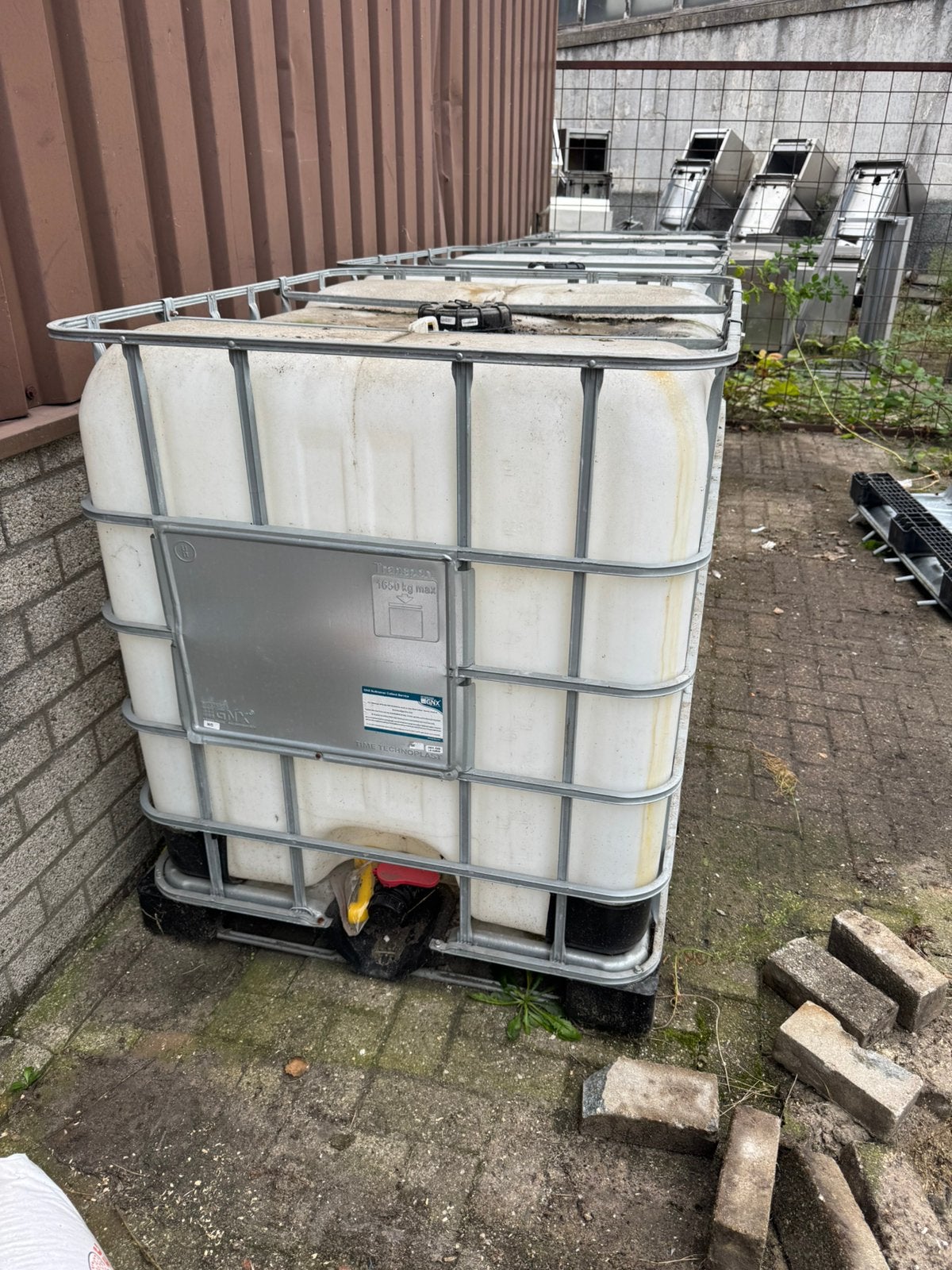 IBC containers 1000 liter – meerdere stuks te koop, Tuin en Terras, Regentonnen, 150 liter of meer, Ophalen, Gebruikt
