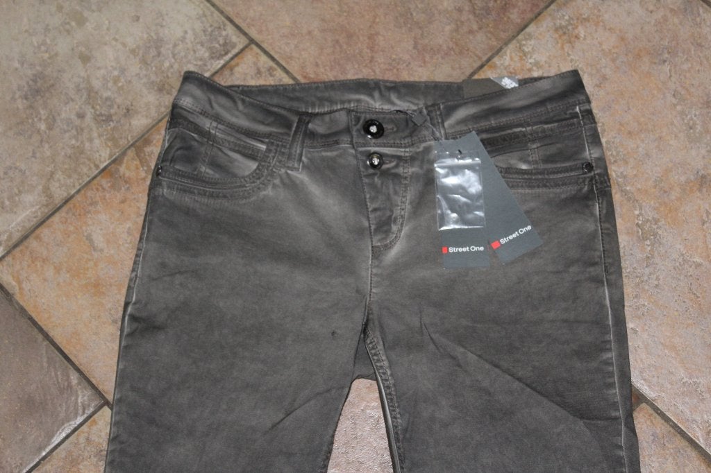 Street One Luis stretch groene broek 44/32 met prijskaartje