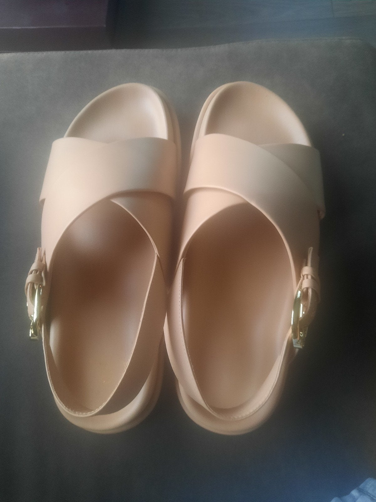 Aigner Emma Sandalen - bijna nieuw in doos, maat 41, Beige, Aigner, Zo goed als nieuw, Sandalen of Muiltjes
