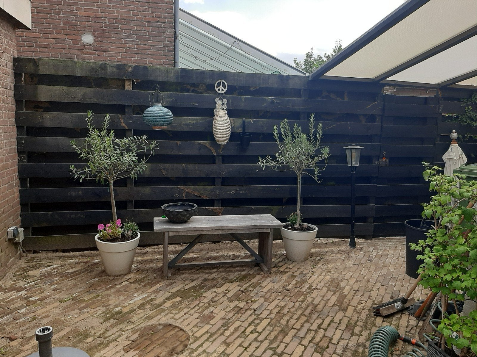 Gratis: Schutting, deur en polycarbonaat dak, Tuin en Terras, Ophalen, 6 meter of meer, Hout, 1 tot 2 meter