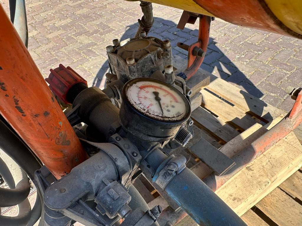 Douven Spuit 100 liter  - Compact en Efficiënt, Ophalen of Verzenden, Gebruikt