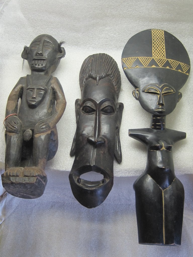 Antiek Afrikaans houtsnijwerk beeld en mask, Ophalen, Handgemaakt, Afrika, Abstract