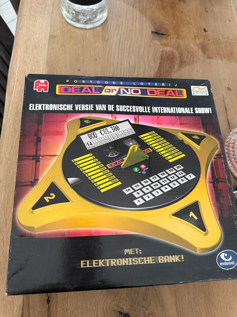 Deal or no deal spel, Hobby en Vrije tijd, Gezelschapsspellen | Bordspellen, Ophalen of Verzenden, Zo goed als nieuw