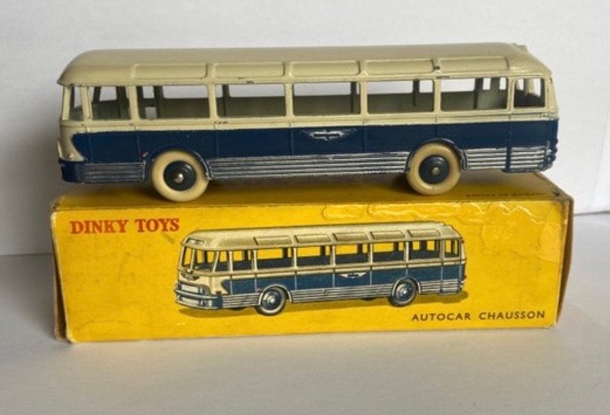 Dinky Toys Autocar Chausson 29.F met originele doos, Ophalen of Verzenden