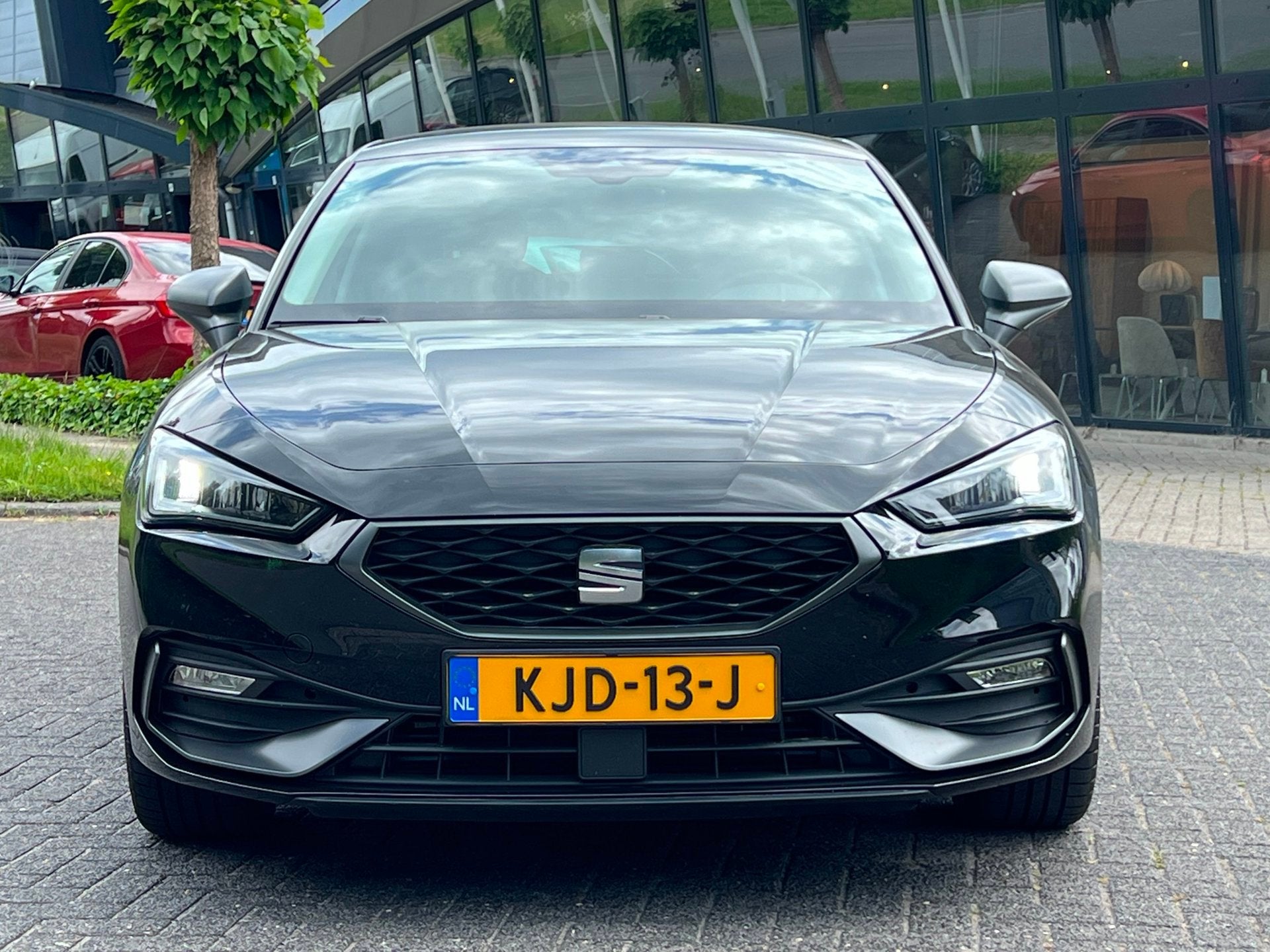 Seat Leon Hatchback 1.5 TSI FR 6-Bak Carplayy Camera, Auto's, Voorwielaandrijving, Dealer onderhouden, Leon, Leder en Stof