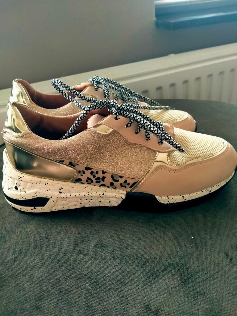 Sneakers 38, Kleding | Dames, Schoenen, Ophalen, Beige, Sneakers of Gympen, Zo goed als nieuw
