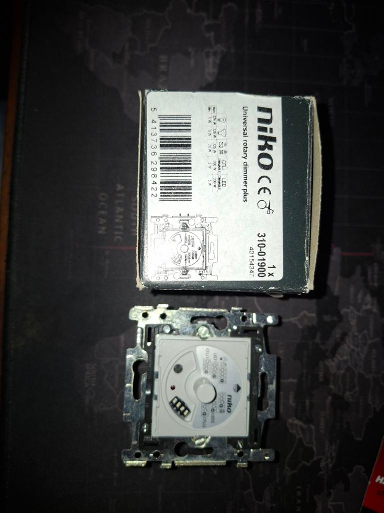 Niko LED Licht Dimmer 310-01900 - Universele Draaidimmer, Ophalen of Verzenden