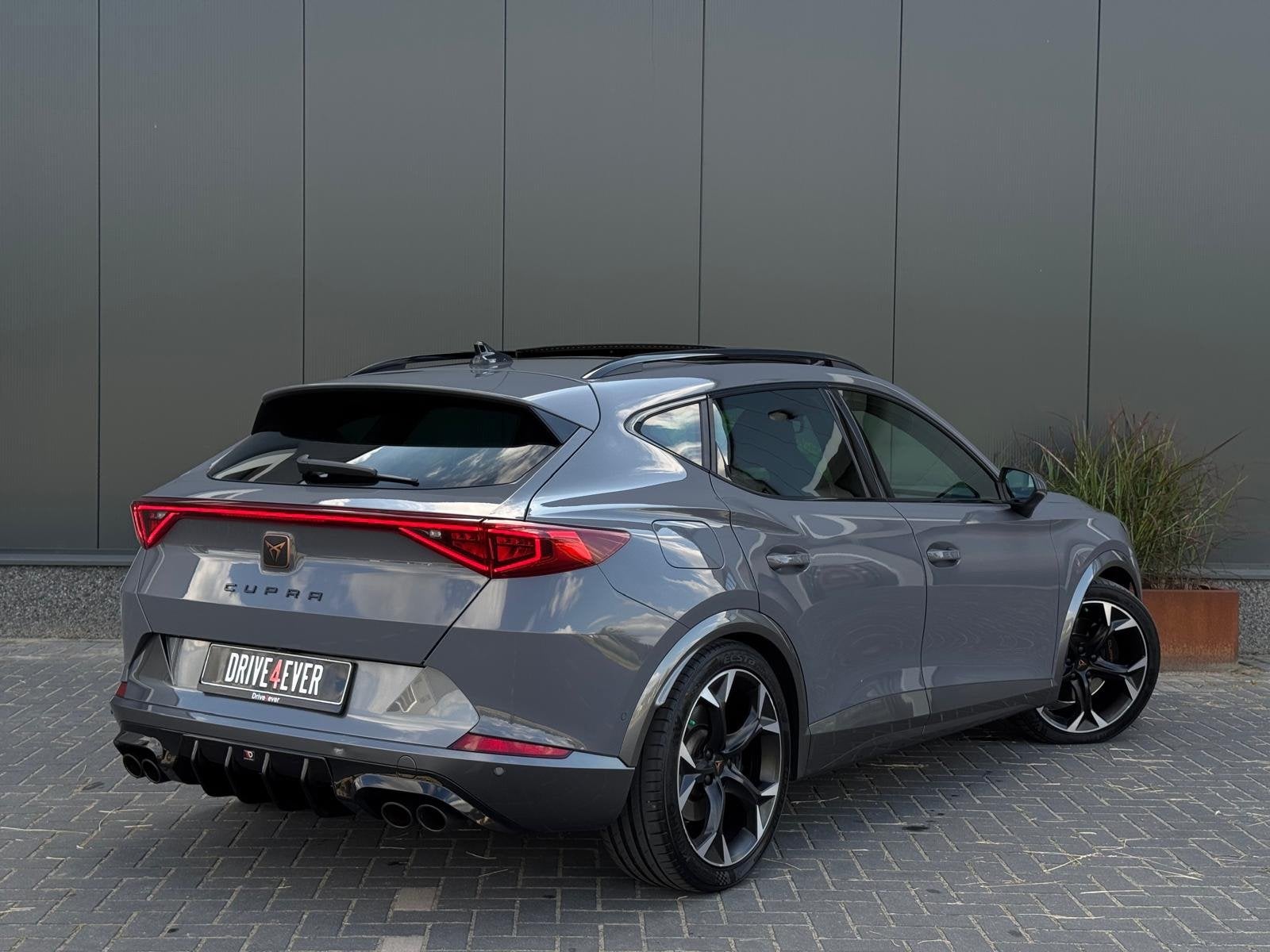 CUPRA Formentor 2.0 TSI 4DRIVE VZ 310pk FULL OPTIES PANO | N, Auto's, Cupra, Automaat, Gebruikt, 4 cilinders, Vierwielaandrijving