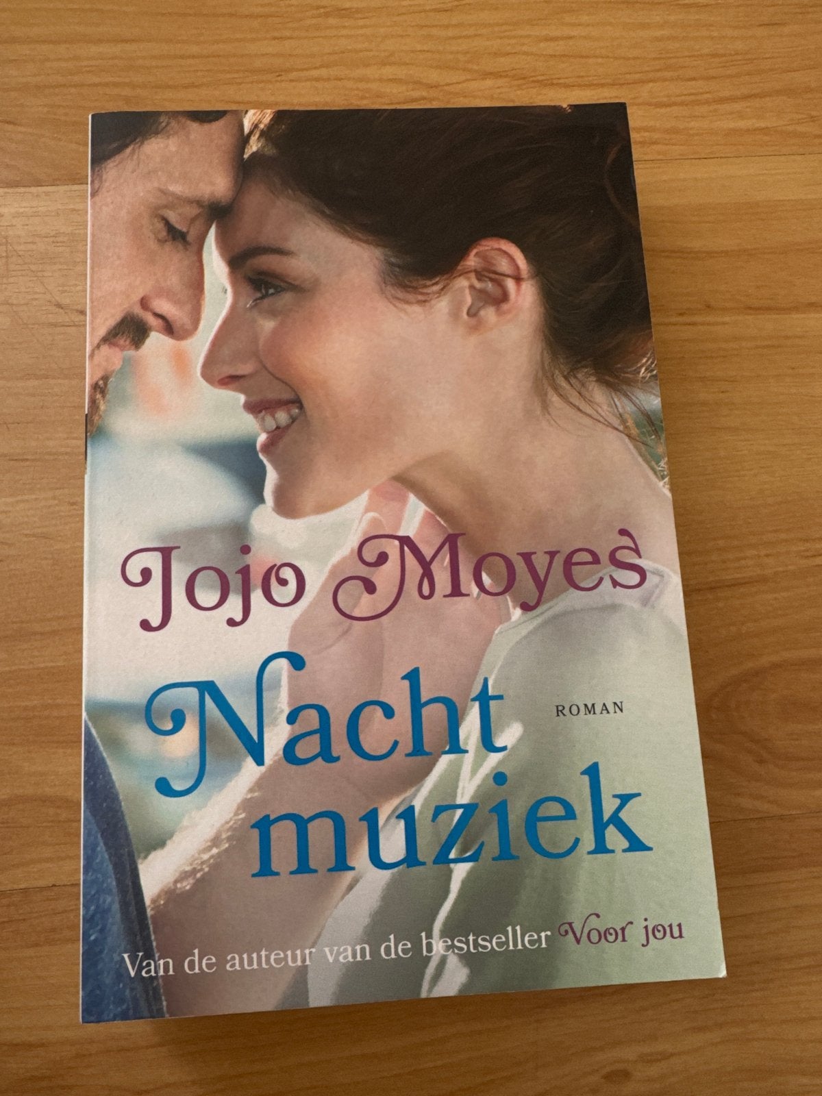 Nachtmuziek - Jojo Moyes (Roman), Ophalen of Verzenden, Gelezen, Nederland