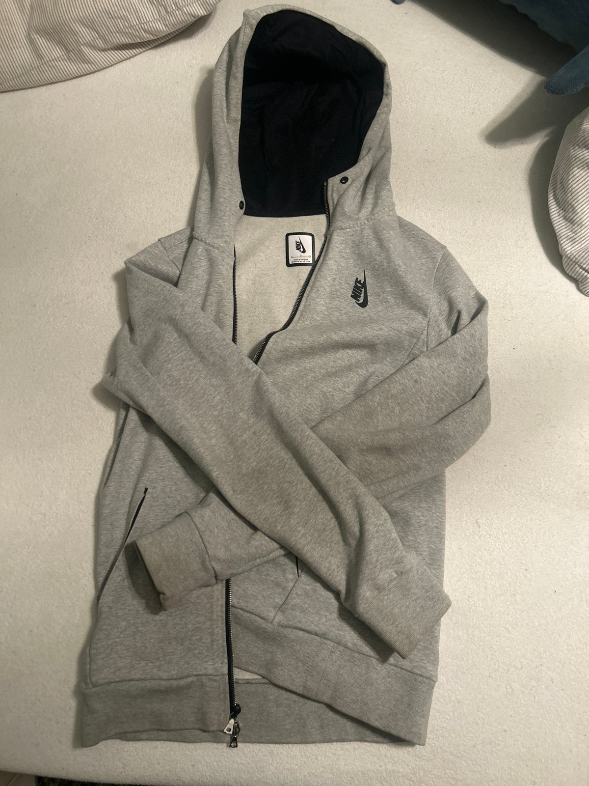 Nike Tech Fleece Hoodie Grijs Maat S, Ophalen of Verzenden, Zo goed als nieuw, Maat 46 (S) of kleiner, Grijs