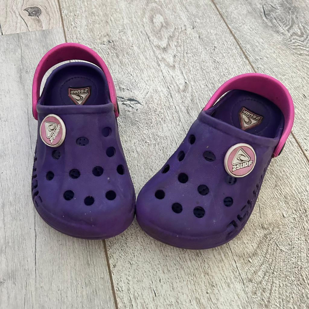 Paarse Kinder Clogs / Crocs met Roze Hielband (Maat 26), Ophalen of Verzenden, Zo goed als nieuw, Meisje, Schoentjes