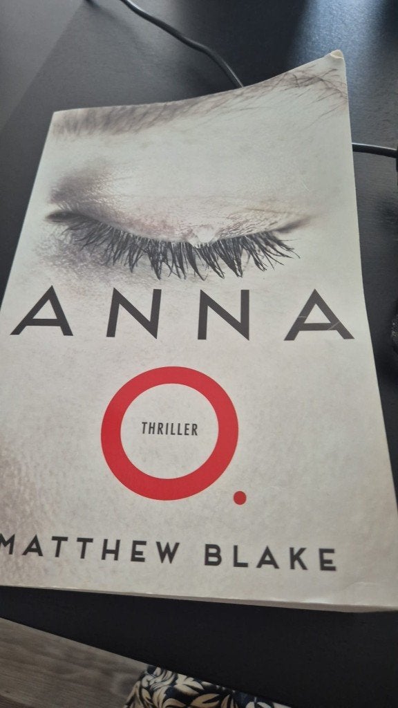 anna O, Ophalen of Verzenden, Gelezen, Matthew Blake