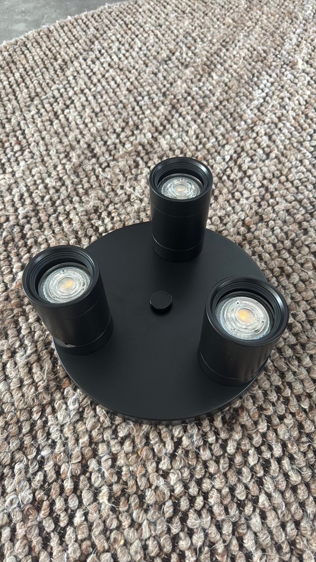 IKEA Nymane plafondspot met 3 spots (nieuw) zwart/antraciet, Inclusief lichtbron, Zwart, 25 cm, Nieuw
