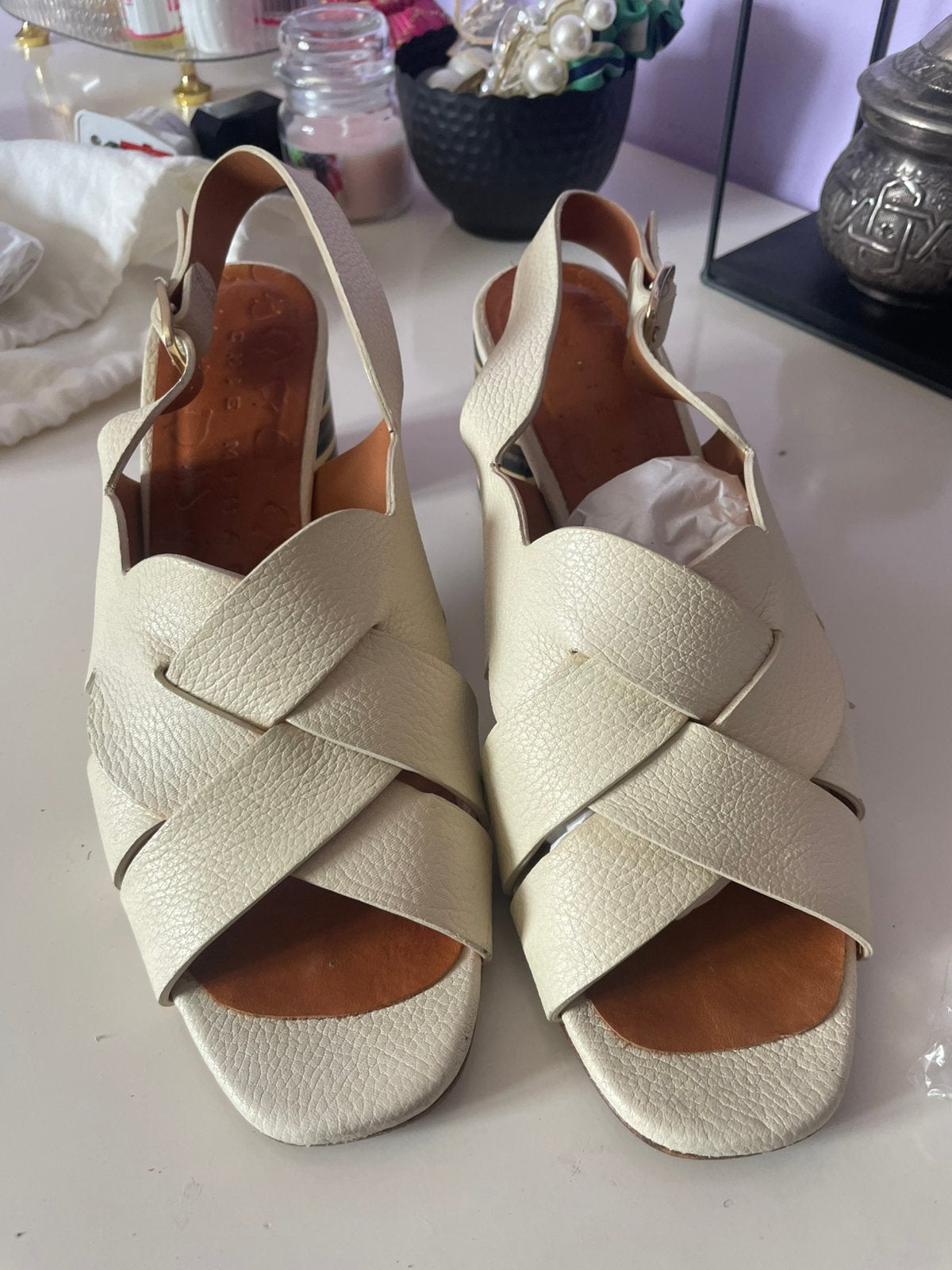 Chie Mihara 38, Verzenden, Beige, Sandalen of Muiltjes, Zo goed als nieuw