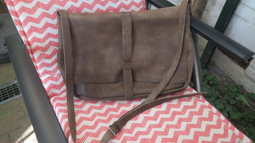 Keecie, leren tas, schooltas, 40x29x8cm, moss used look, Minder dan 30 cm, Bruin, Verzenden, Aktetas of Boekentas
